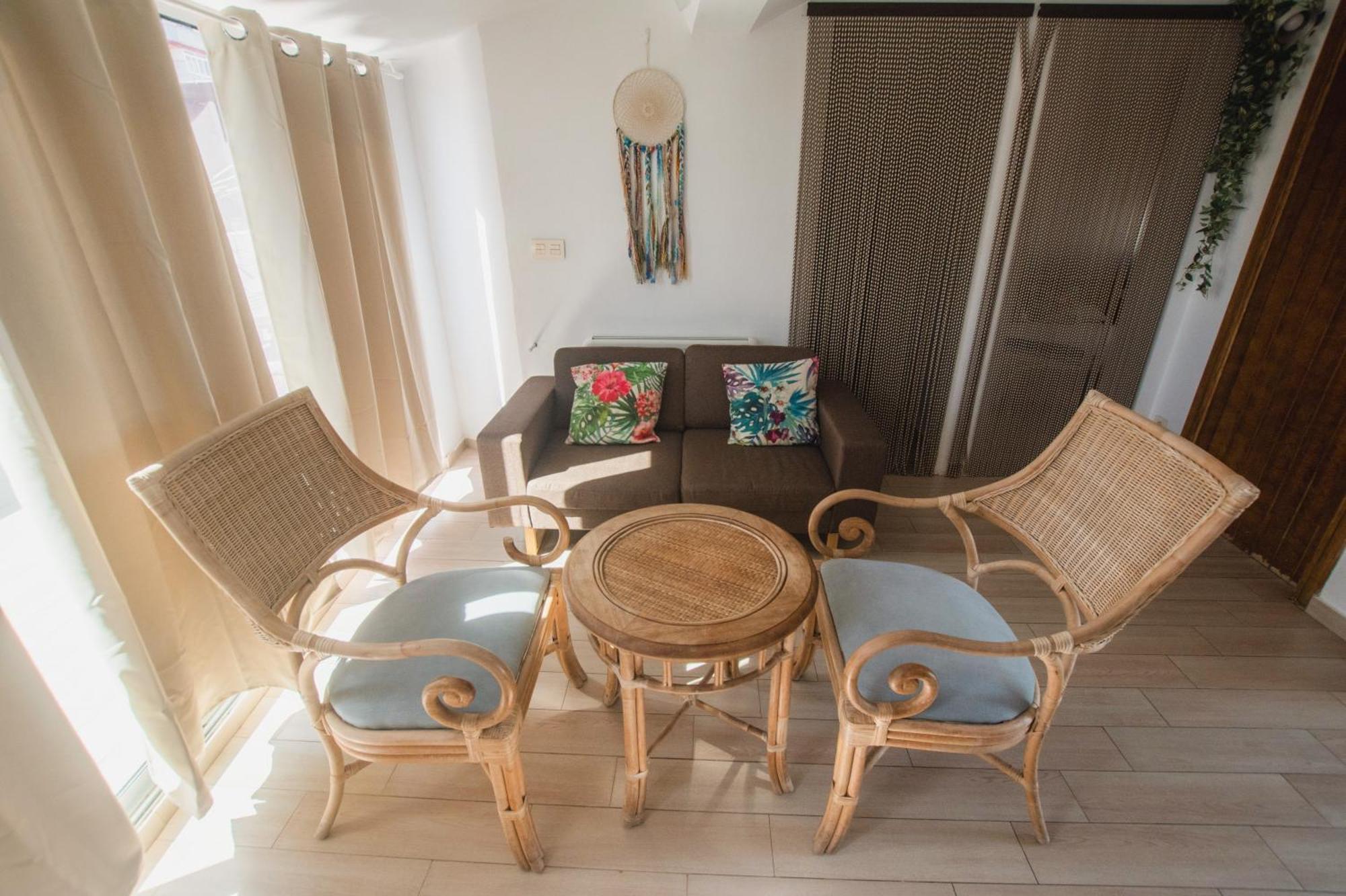 Banana Beach Patacona Rooms Alboraia Exterior photo